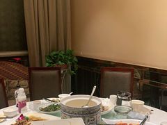 -国人川菜(李家村建东街店)