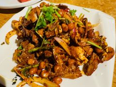 -喝丢一只鞋海鲜烧烤·海肠捞饭(东关街店)