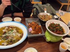 -湖兰金牌小炒肉(椒江万达店)