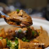 怎么会有这么好吃的店啊！这一餐我真真的吃服了！[调皮]