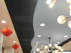 -休记光头香辣蟹干锅(绵竹店)