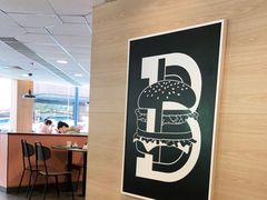 -麦当劳(东方时代广场分店)