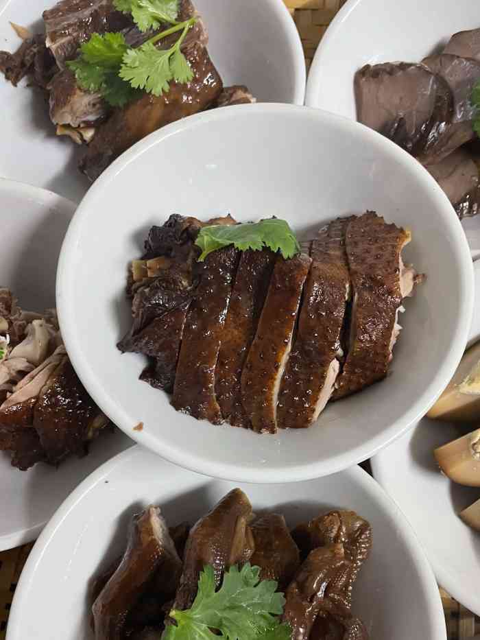 江山享味酒家(白云万达店)-"普普通通啦,服务态度好,口味的话盘菜都是