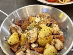 -théATRE茶聚场·餐厅(环球金融中心店)