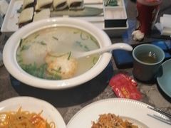 -老周家酱卤猪蹄私房菜(克拉玛依西街店)