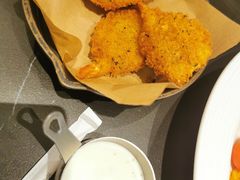 -必胜客(大悦城店)