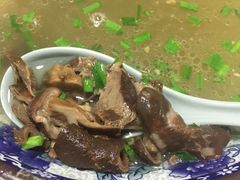 -老新隆牛肉锅贴(新街口店)