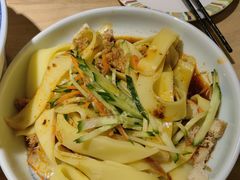 -巴依兄弟西域美食(机场店)