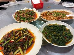 -洪霞餐馆