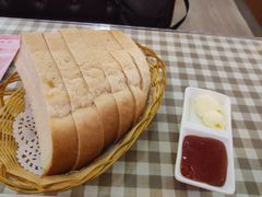 -华梅西餐厅(哈尔滨中央大街店)
