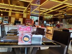 -大中华希尔顿酒店-念自助餐·嗨啤·小龙虾