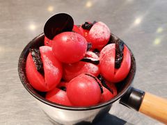 -W COLLECTIVE  DESSERT SHOP