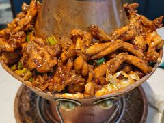 -巴四老城区炭火蛙锅(京通店)