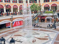 -佛罗伦萨小镇广佛名品奥特莱斯(疏港路店)