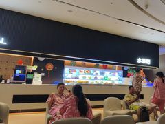 -涨巢·潮玩水疗局