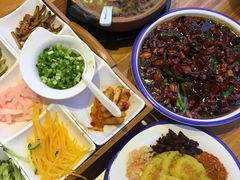 -怪噜范·老贵阳街头名小吃(鸿通城店)