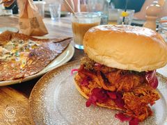 手撕猪肉红卷心菜汉堡-RAC BAR(安福路店)