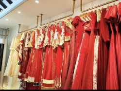 -厦门苏迪尔婚纱礼服批发零售/男装定制