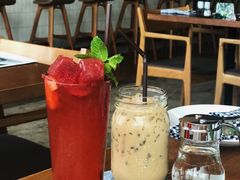 -ROAST coffee & eatery