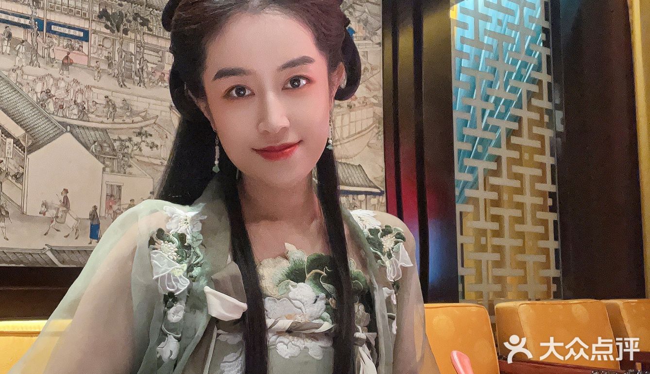 沉浸式体验皇家菜！公主娘娘传膳啦！