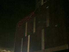 -万达广场(武汉菱角湖店)