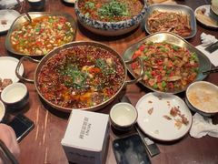 -三叔特色自贡菜(中海国际店)