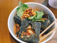 -黑色经典臭豆腐·湖南特产(步行街店)