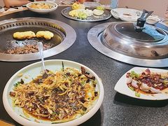 -锅老头海鲜铁锅炖