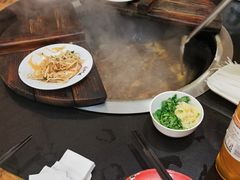 -70後铁锅炖(坡博总店)