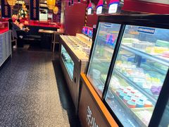 -芝小官毛肚火锅海鲜自助(苏州吴江区万宝店)