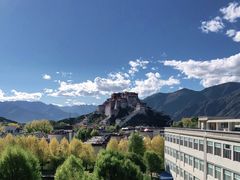 -平措康桑·和牛自助观景餐厅(布达拉宫店)