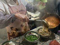-正宗杨记普洱酸醋米线(总店)
