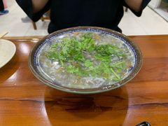 -正宗开封黄家灌汤小笼包子