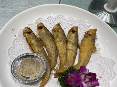 烤仔鱼-金米箩大酒店(五角场店)