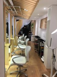 -简法造型·品牌形象店