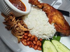 炸鸡椰浆饭-何九海南茶店(鬼仔巷店)