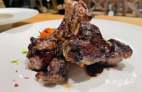 Grilled Lamb Chops with Fragrant Snow Pea and Chili Sauce