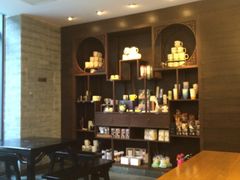 -星巴克(南宁民歌湖店)