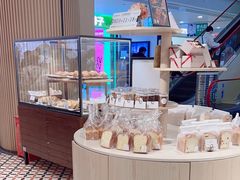 -CARINO BAKERY&CAFE(人广来福士店)
