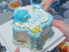 -伶甜·CAKE(国贸店)