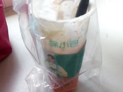 草莓奶芙养乐多-徐小包(黎阳in巷店)