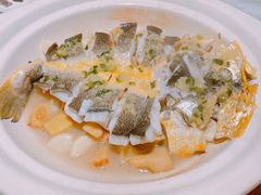 炳胜辣蒸黄骨鱼-小炳胜(卓悦中心店)