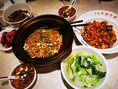 -味上湘菜馆(岳麓山店)