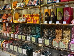-VENCHI 闻绮(北京国贸商城店)