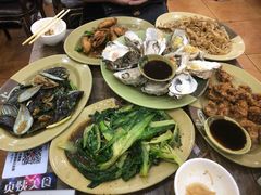 牛肉鸡蛋炒牛河-贞姨美食·老字号海鲜大排档