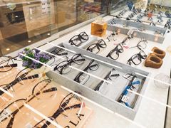-明月眼镜(三坝店)