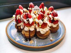 草莓忌廉华夫饼-BE BRIGHT KITCHEN(正佳广场店)