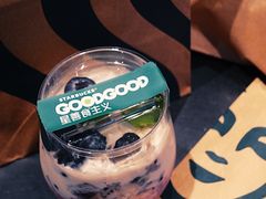 -星巴克臻选(上海长风大悦城店)