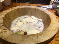 -滇香肴·云南菜蒸汽石锅鱼(云南北路店)