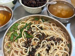 -正宗杨记普洱酸醋米线(总店)